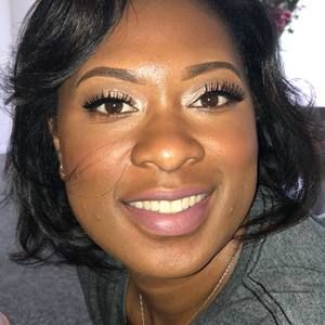 Meet your Posher, Adriane